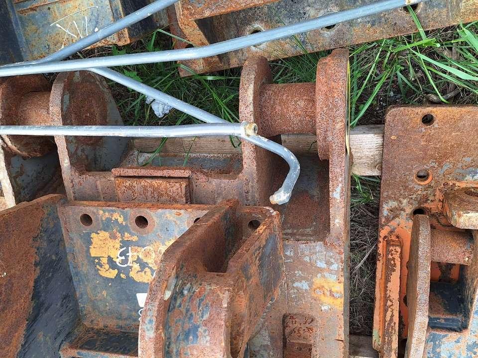 S3 for 35-43 ton excavators Attachment plate Foto 3