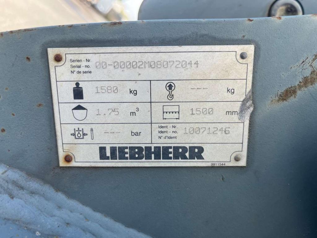 Hitachi ZX300LCN-6 Foto 17