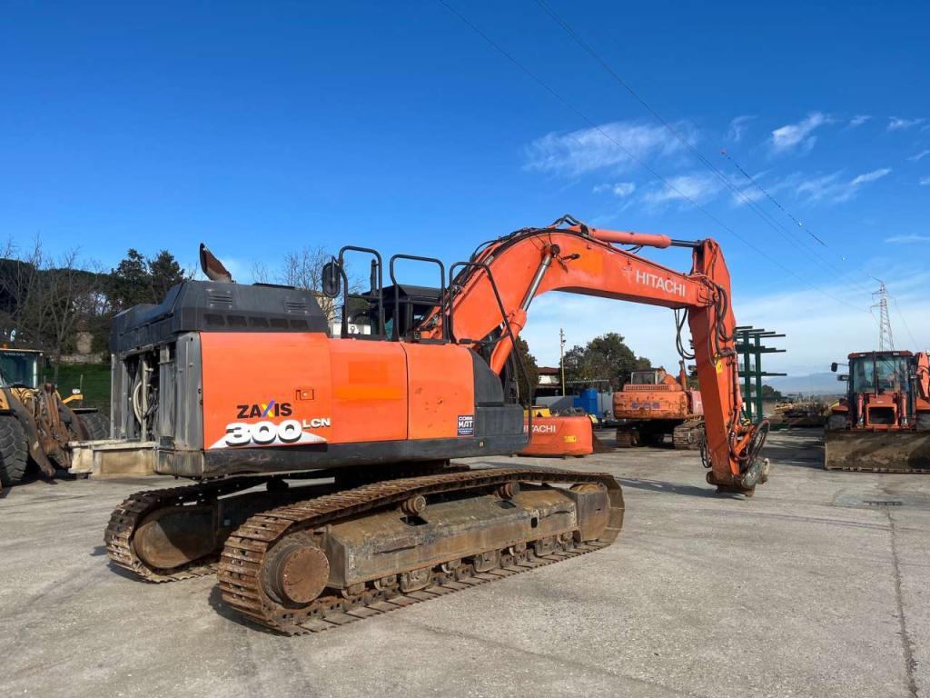 Hitachi ZX300LCN-6 Foto 3