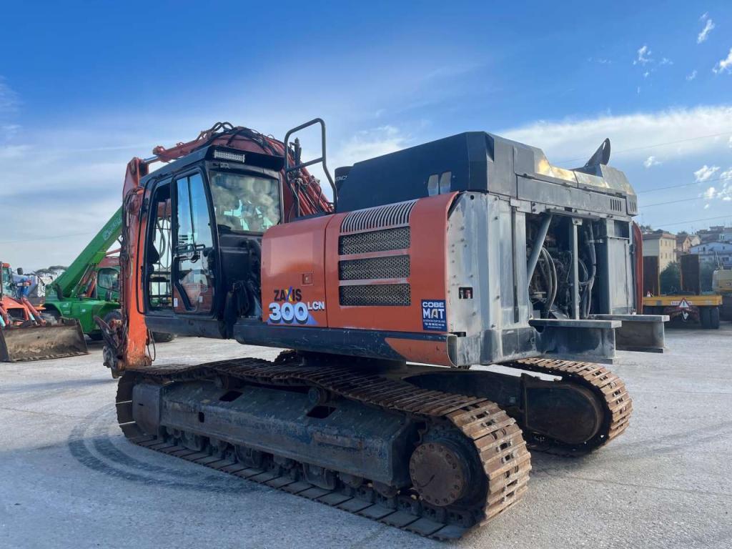 Hitachi ZX300LCN-6 Foto 4