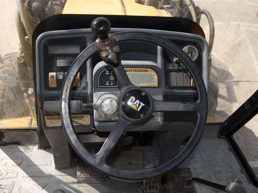 Caterpillar 438C Foto 3