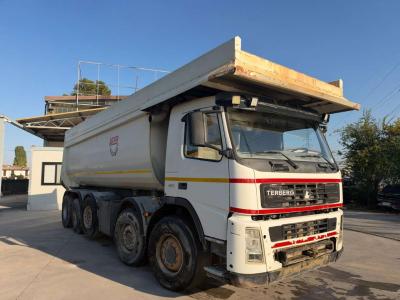 Volvo FM420 in vendita da Albacamion Srl