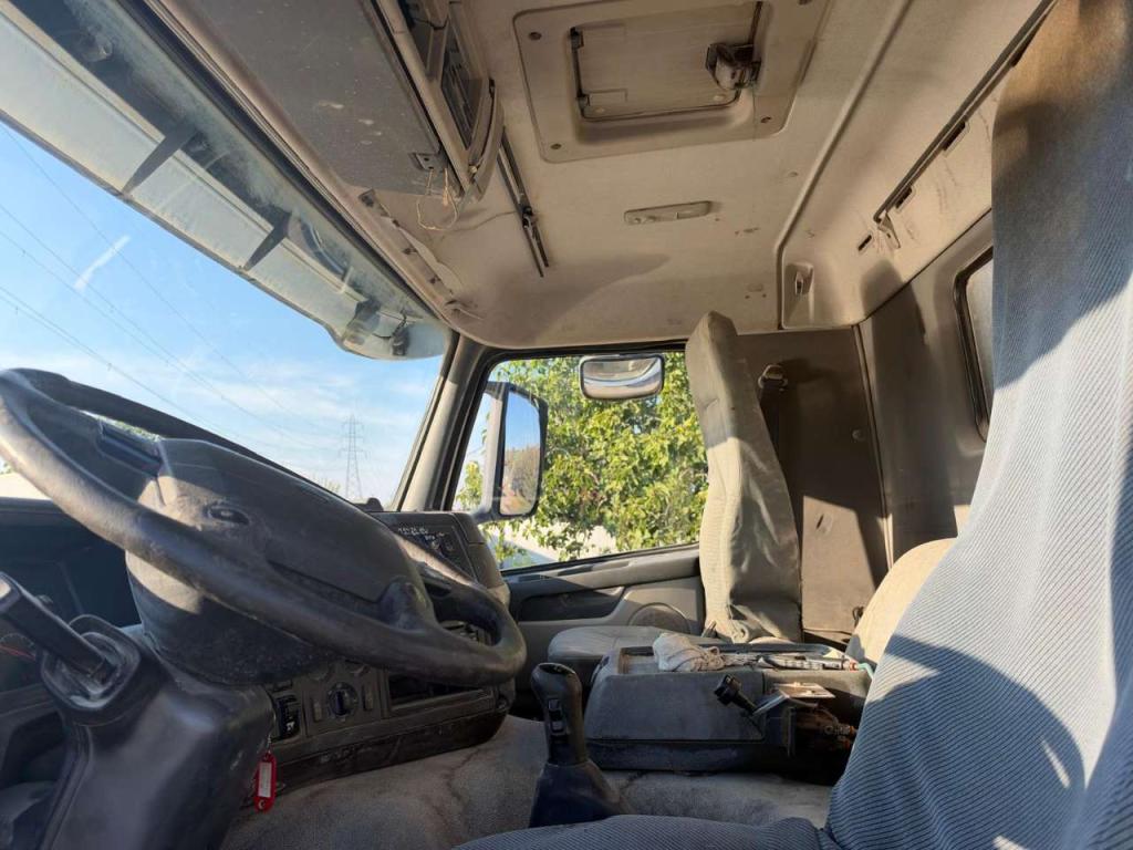 Volvo FM420 Foto 17