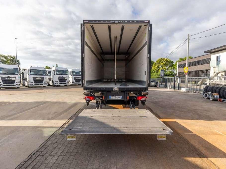 Scania R410+CHEREAU+CARRIER 1150 MT-TRI-TEMP+DHOLLANDIA 2.5T. Foto 21