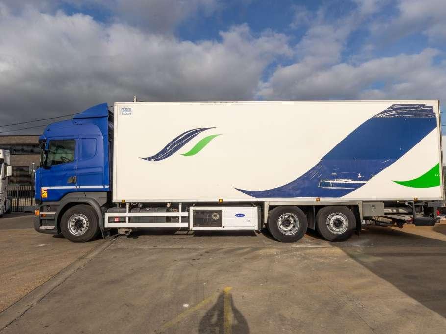 Scania R410+CHEREAU+CARRIER 1150 MT-TRI-TEMP+DHOLLANDIA 2.5T. Foto 7