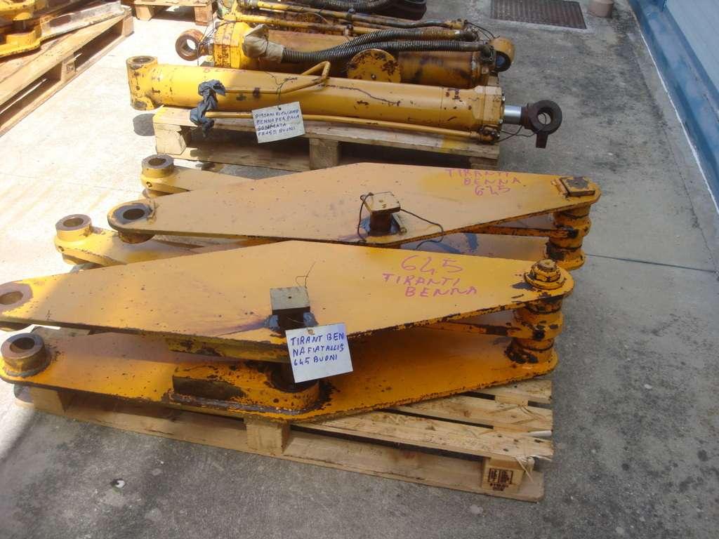 Biella e staffe richiamo benna per Fiat Allis 645 Foto 1