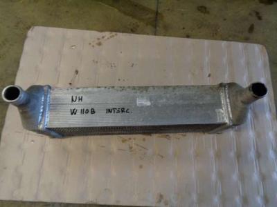 Radiatore intercooler per New Holland W 110 B in vendita da PRV Ricambi Srl