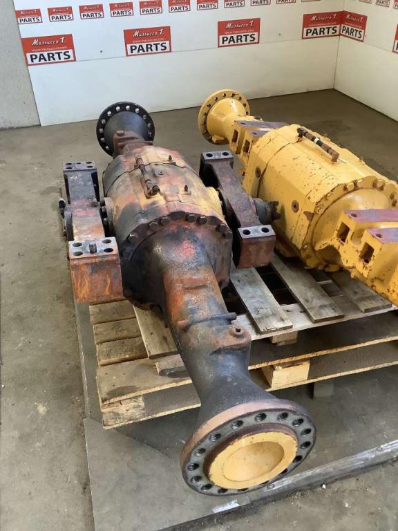 Assale anteriore per Caterpillar 924G Foto 4