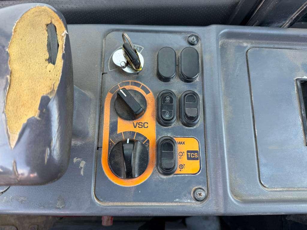 Komatsu WA200PZ-6 - Auto Greasing / Joystick Controls / AC Foto 11