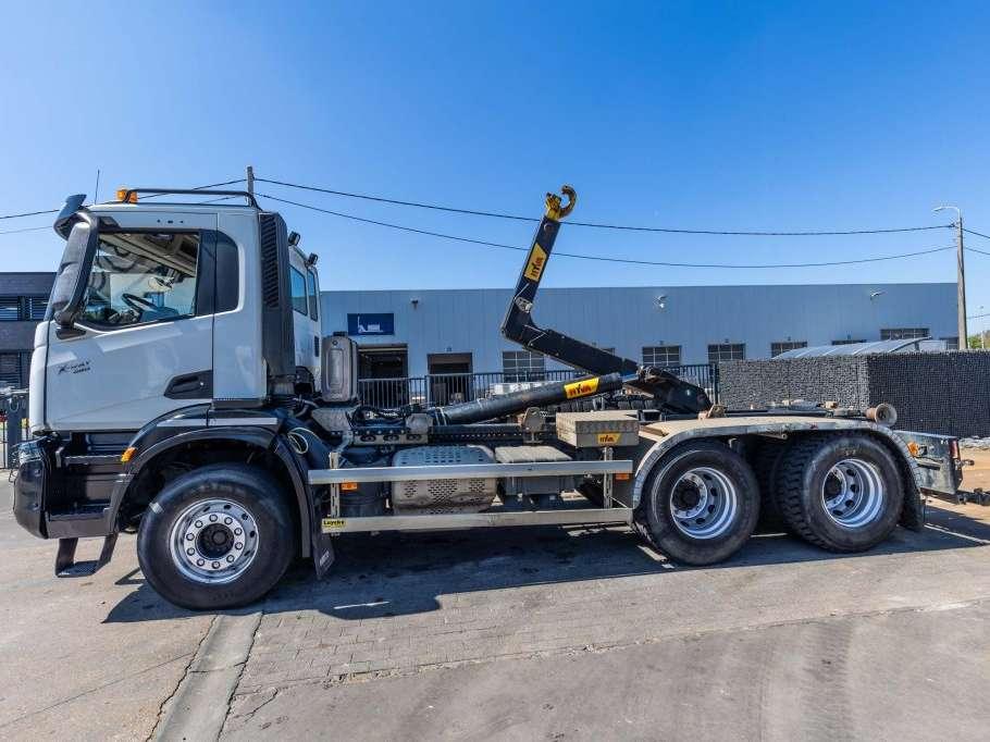 Iveco X-WAY 460 Foto 1