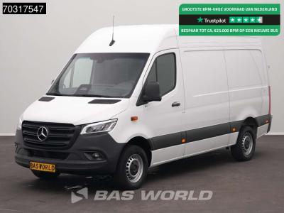 Mercedes-Benz Sprinter 317 CDI Automaat 2025 Model L2H2 LED Navi Airco Cruise Camera 10inch MBUX Parkeersensoren in vendita da BAS World B.V.