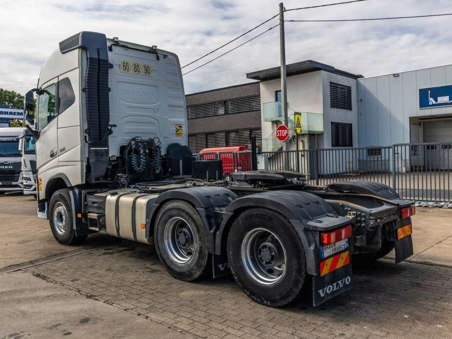 Volvo FH4 GLOBE 16.550 (16 L.) +VOITH+HYDR Foto 3