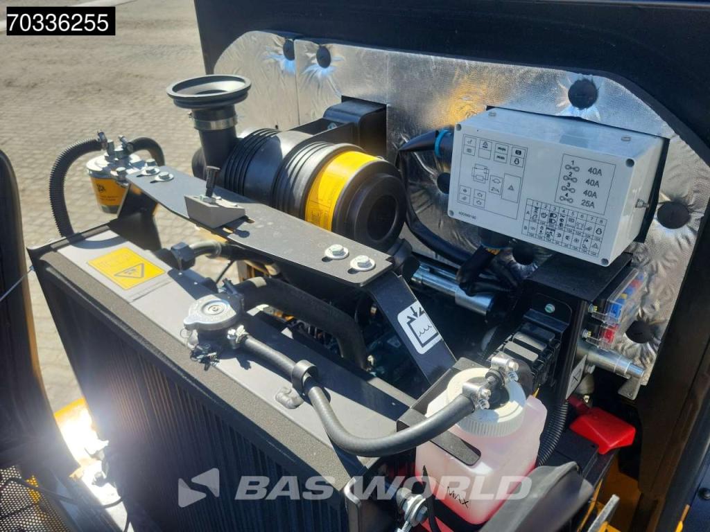 JCB 403 SP FACTORY WARRANTY – GIANT COUPLER - KUBOTA Foto 24
