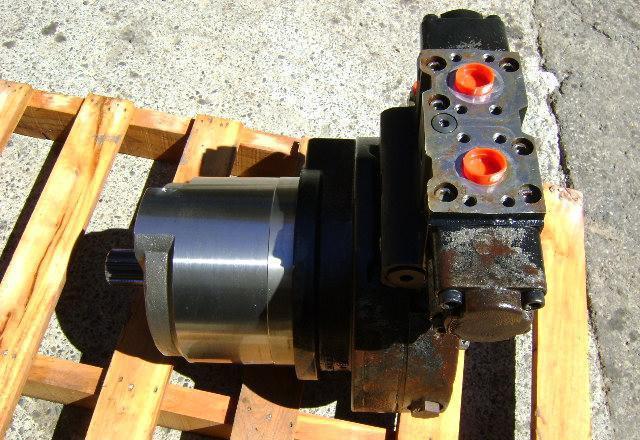 Motore di traino per Caterpillar 345 B / 345 BLME Foto 1