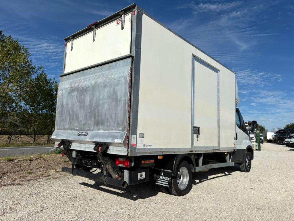 Iveco DAILY 35C14 furgonato con sponda EURO 6 Foto 9