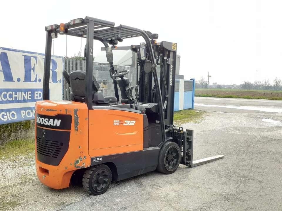 Doosan BC 32 S-7 Foto 3