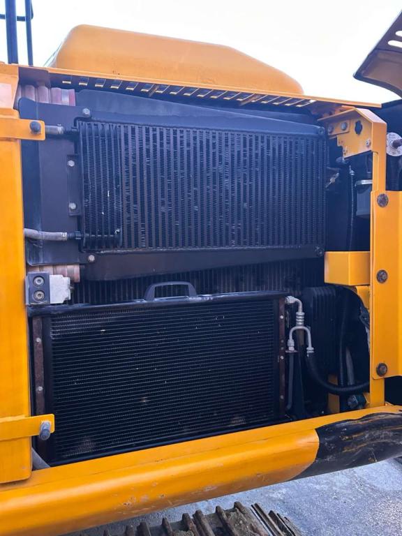 JCB JS 220 TAB Foto 17