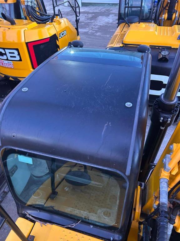 JCB JS 220 TAB Foto 18