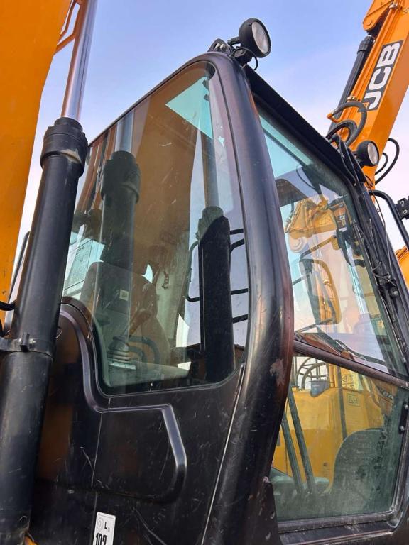 JCB JS 220 TAB Foto 20