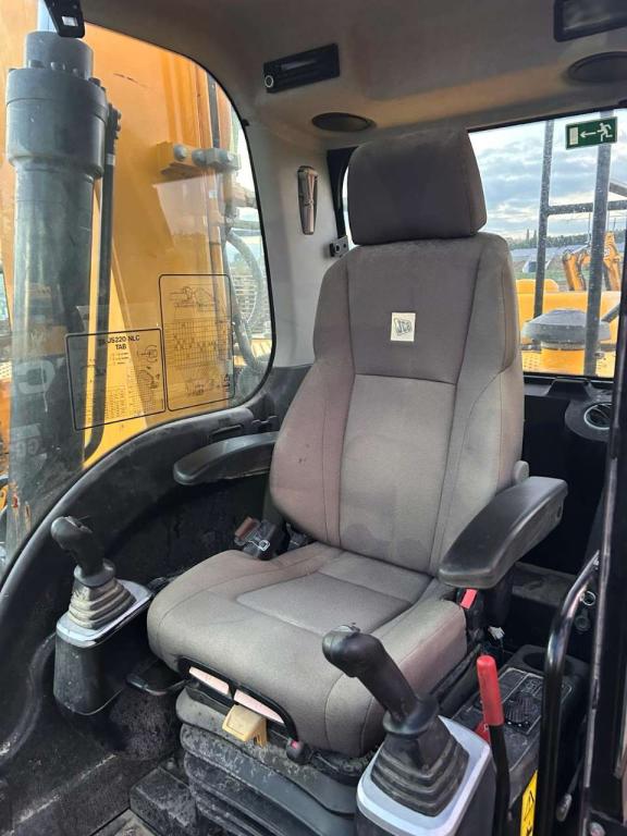 JCB JS 220 TAB Foto 21