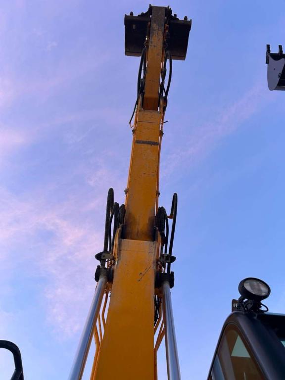 JCB JS 220 TAB Foto 22