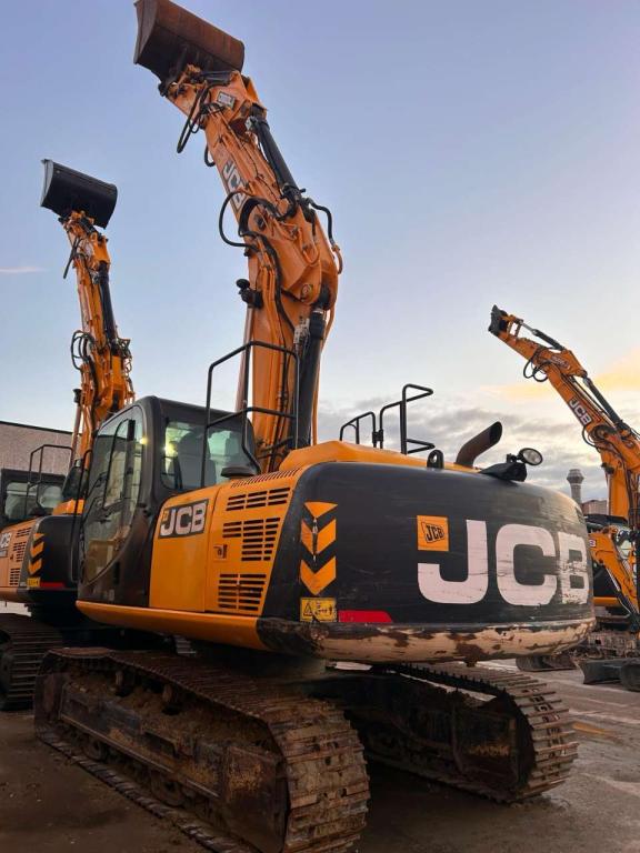 JCB JS 220 TAB Foto 7