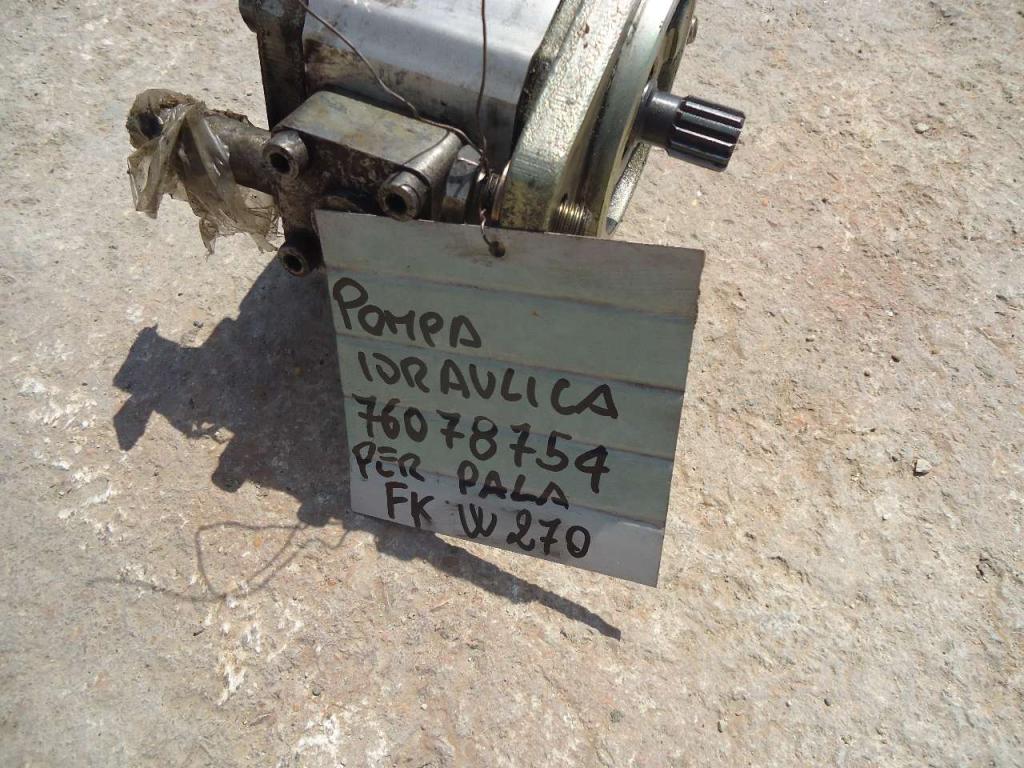 Pompa idraulica per Fiat Kobelco W270 - CODICE 76078754 Foto 3