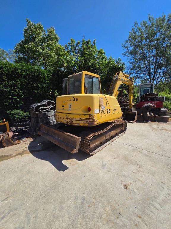 Komatsu PC 75 Foto 3