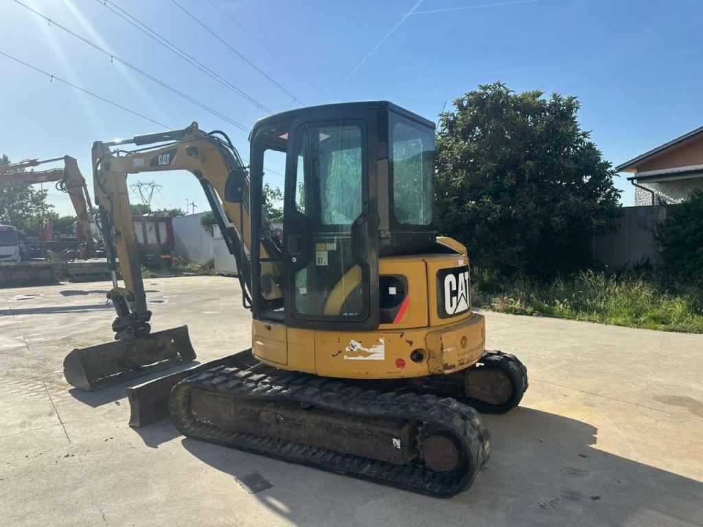 Caterpillar 305 Foto 2