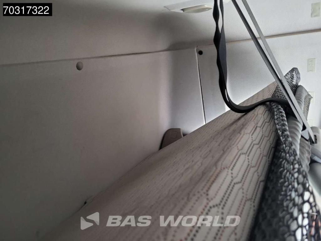 Daf XF 530 XF 4X2 NL APK SSC 2xTanks Standklima Foto 26