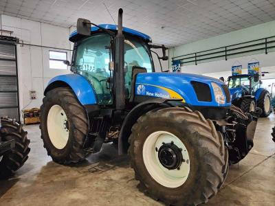 New Holland T 6080 RANGE COMMAND in vendita da Calabria Trattori Srl