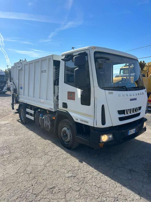 Iveco Eurocargo 100-22 Foto 2