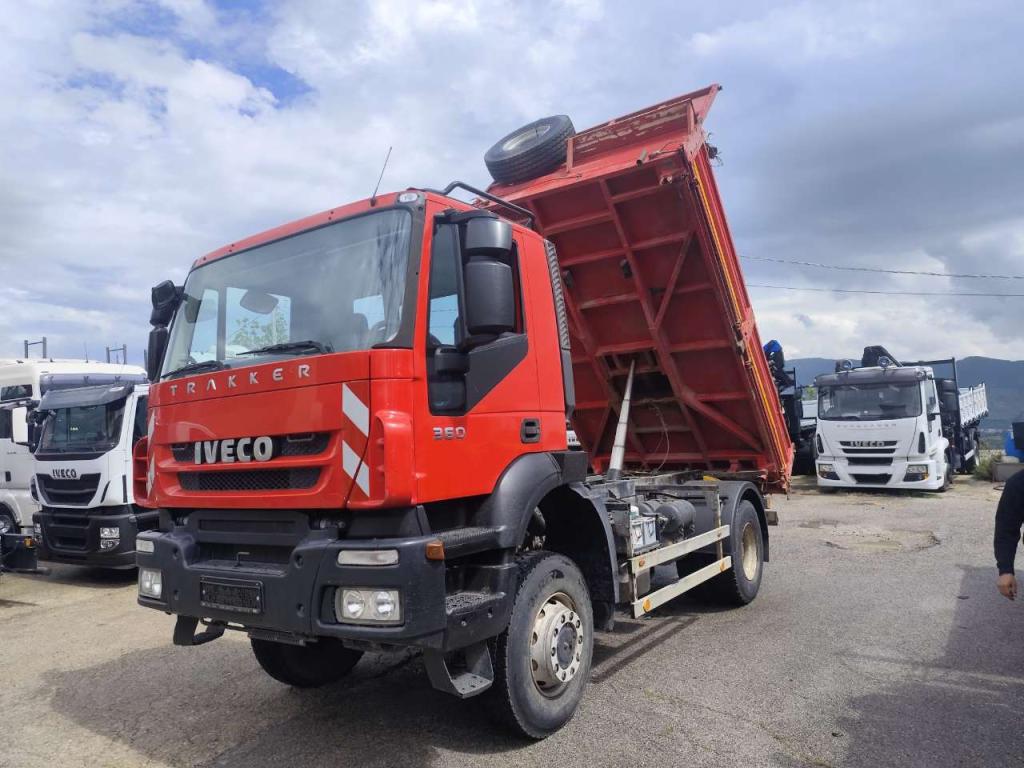 Iveco TRAKKER 190T36 Foto 3