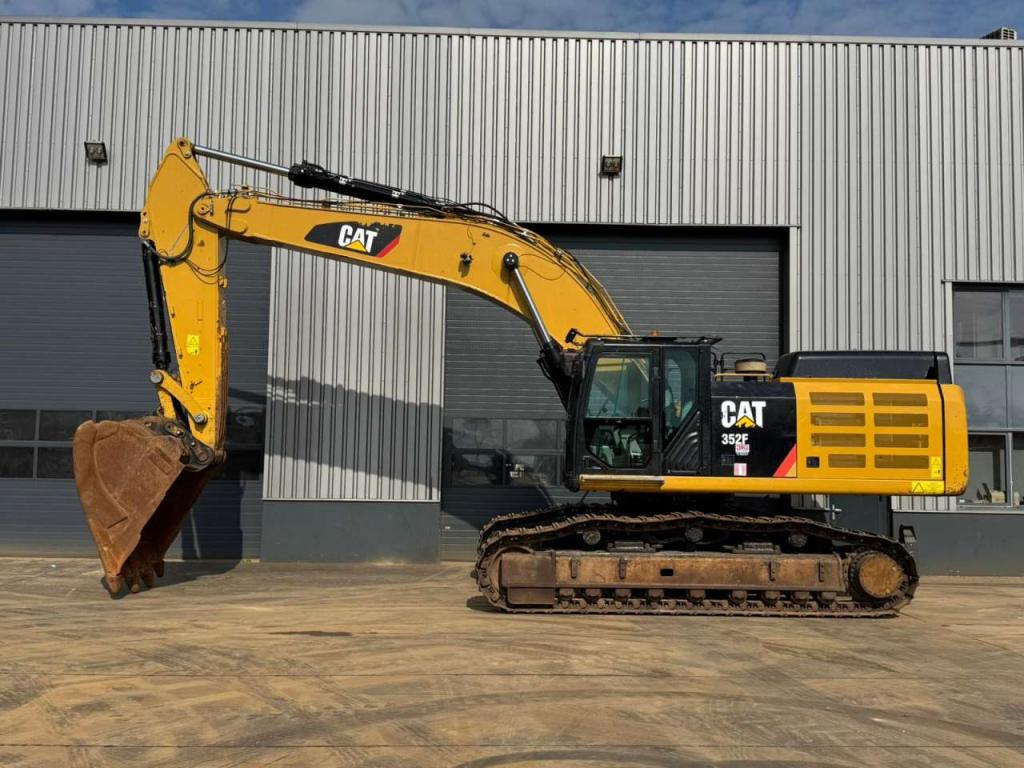 Caterpillar 352F Foto 1