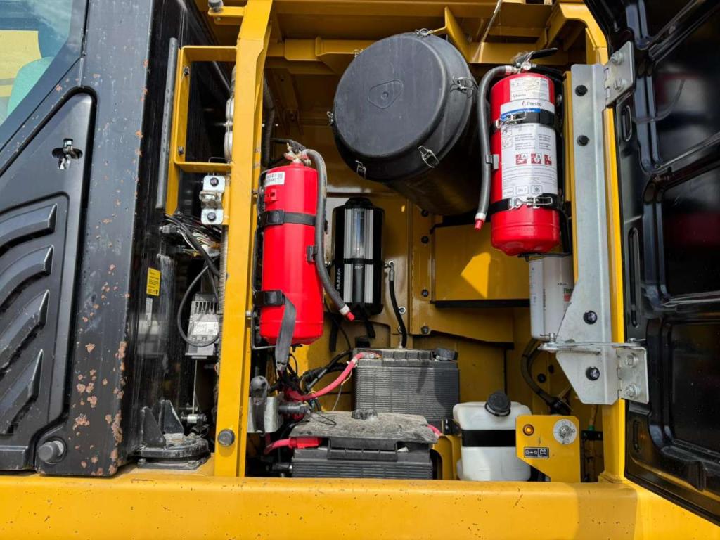 Caterpillar 352F Foto 21