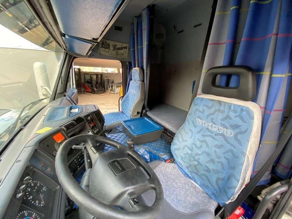 Volvo FM12 Foto 8