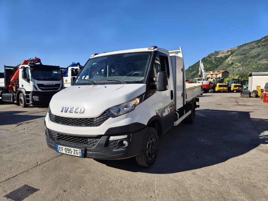 Iveco DAILY 35-150 Foto 13