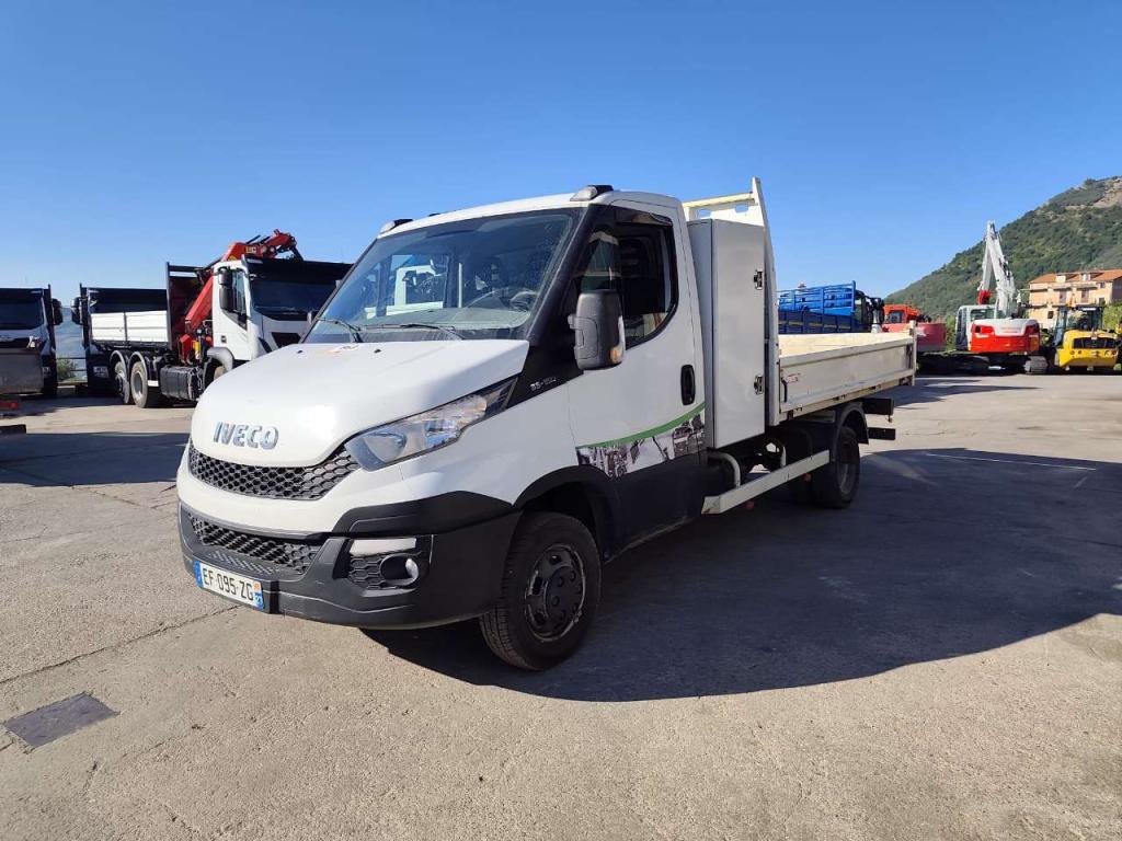 Iveco DAILY 35-150 Foto 15