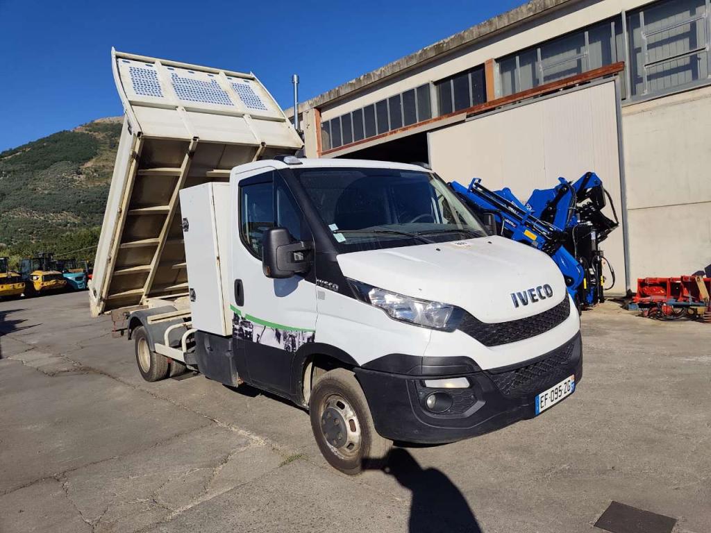 Iveco DAILY 35-150 Foto 26