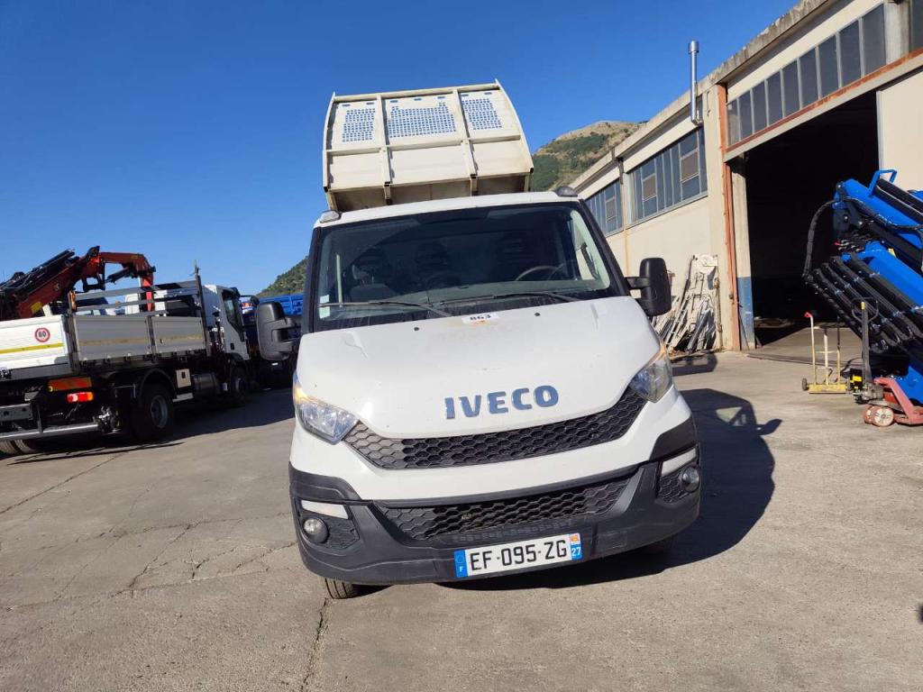 Iveco DAILY 35-150 Foto 29