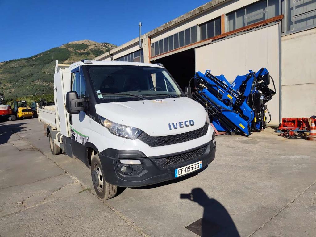 Iveco DAILY 35-150 Foto 9