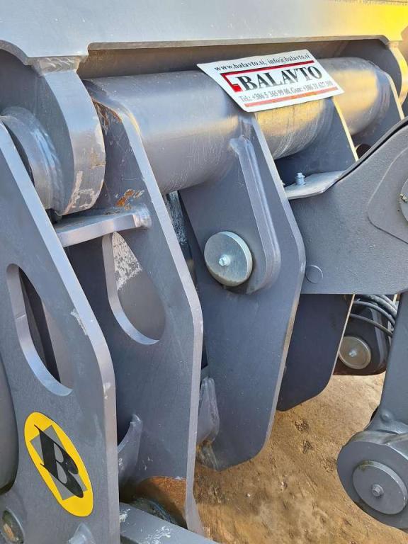 Volvo hydraulic attachment bracket 85347 Foto 2