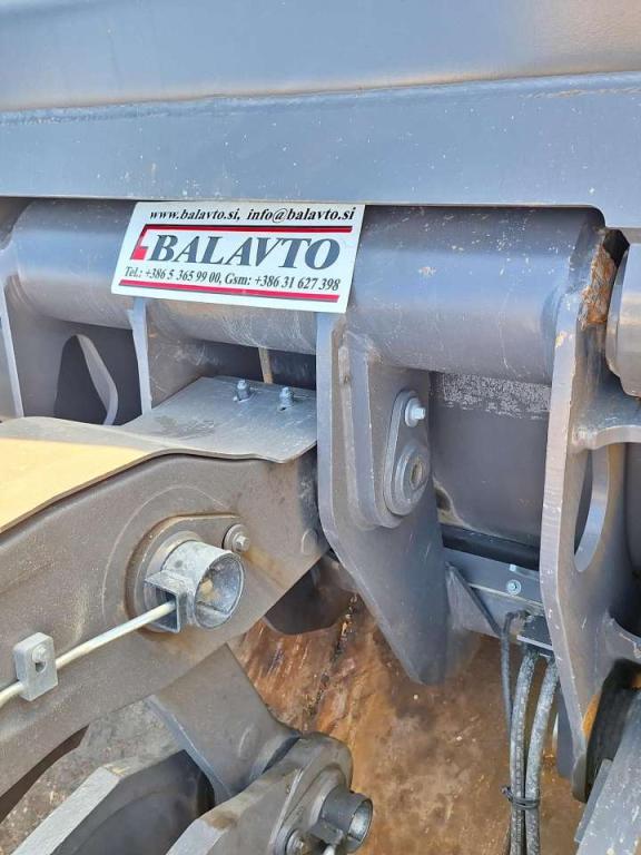 Volvo hydraulic attachment bracket 85347 Foto 3