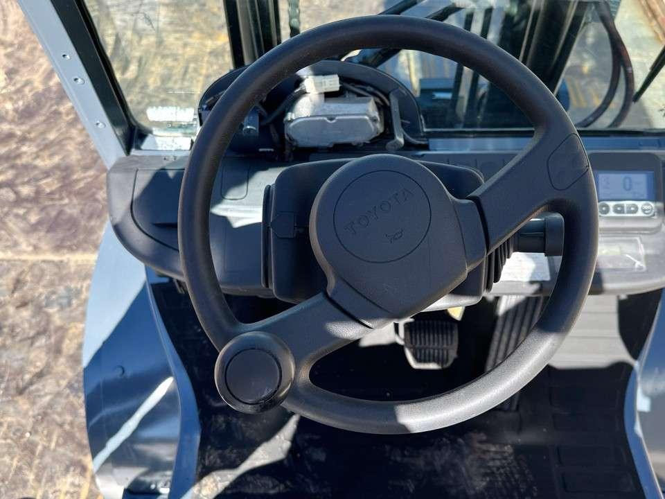 Toyota 02-8FDF30 Foto 11