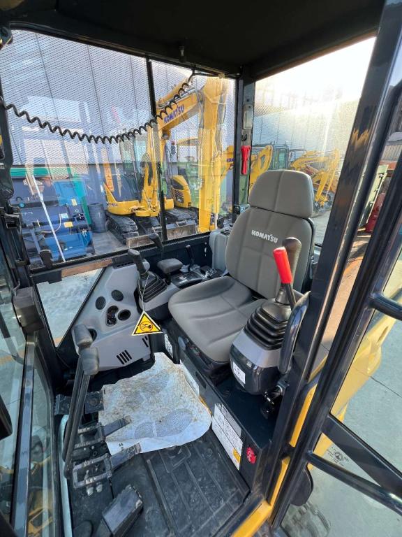 Komatsu PC17R-5 Foto 9