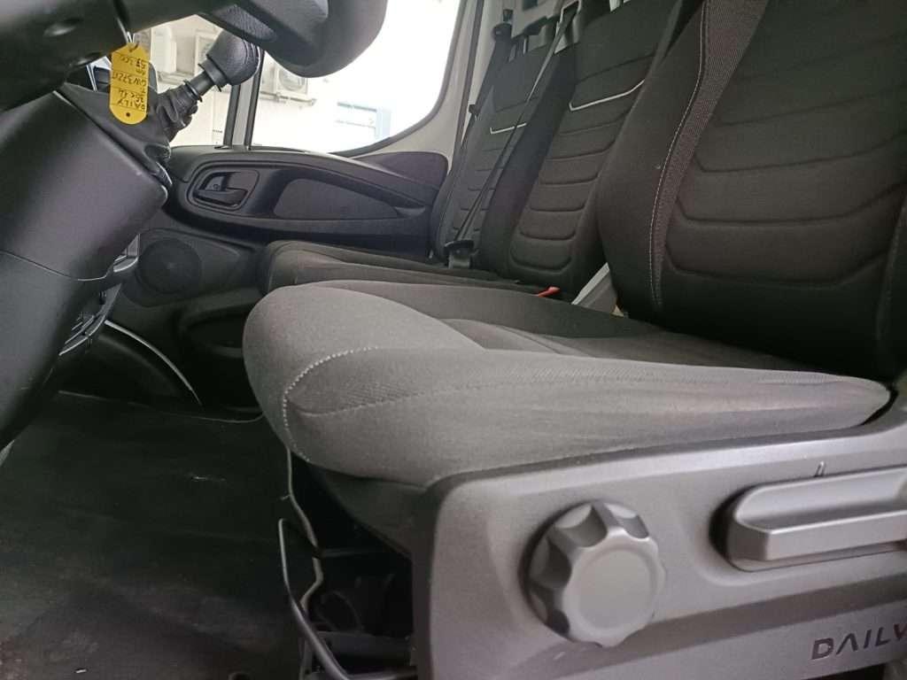 Iveco DAILY  DAILY 35C14 FURGONATO BOX CON SPONDA EURO 6 Foto 18