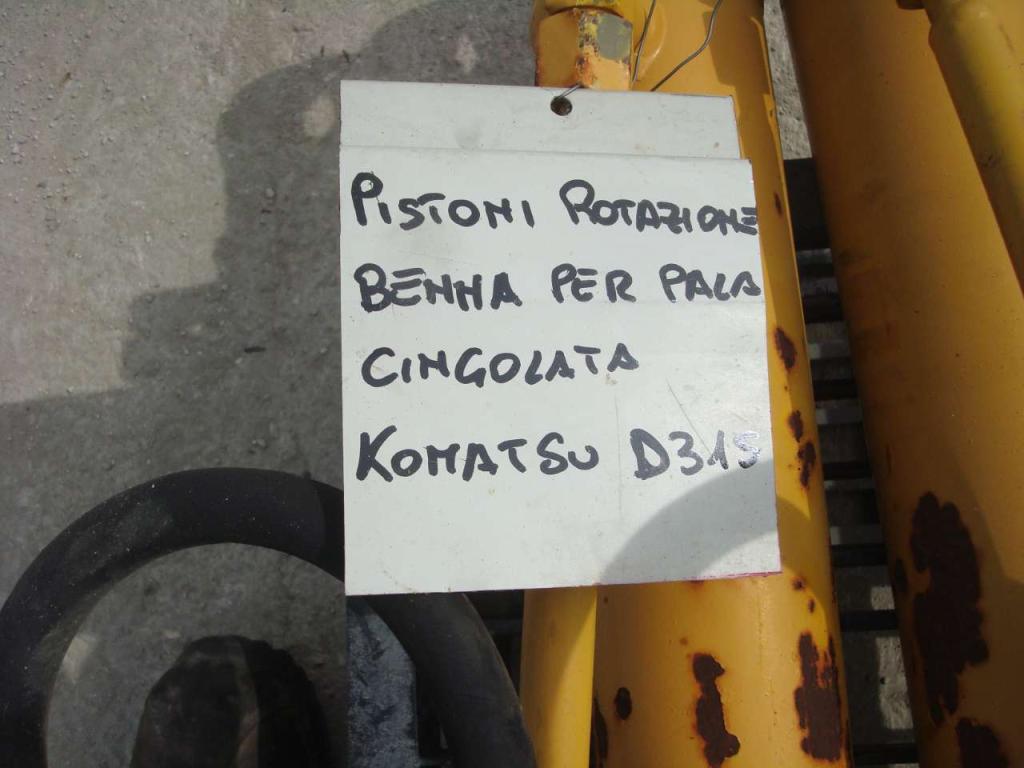Pistone rotazione benna per Komatsu D31S Foto 2