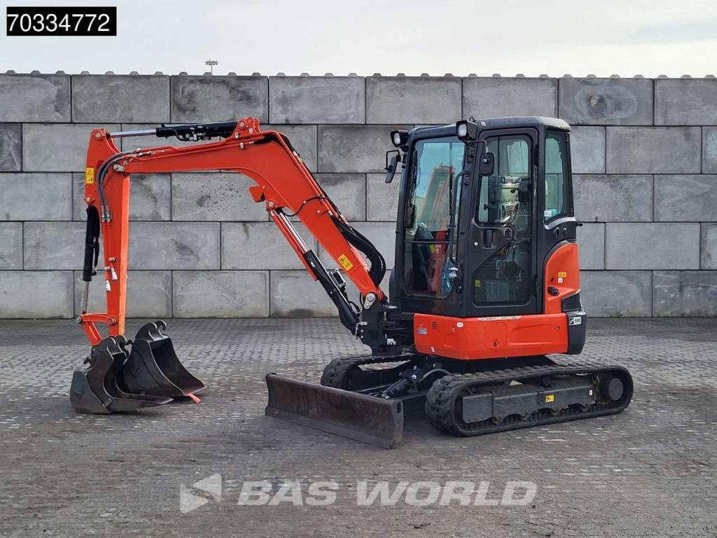 Kubota U36 -4 3 Buckets Foto 2
