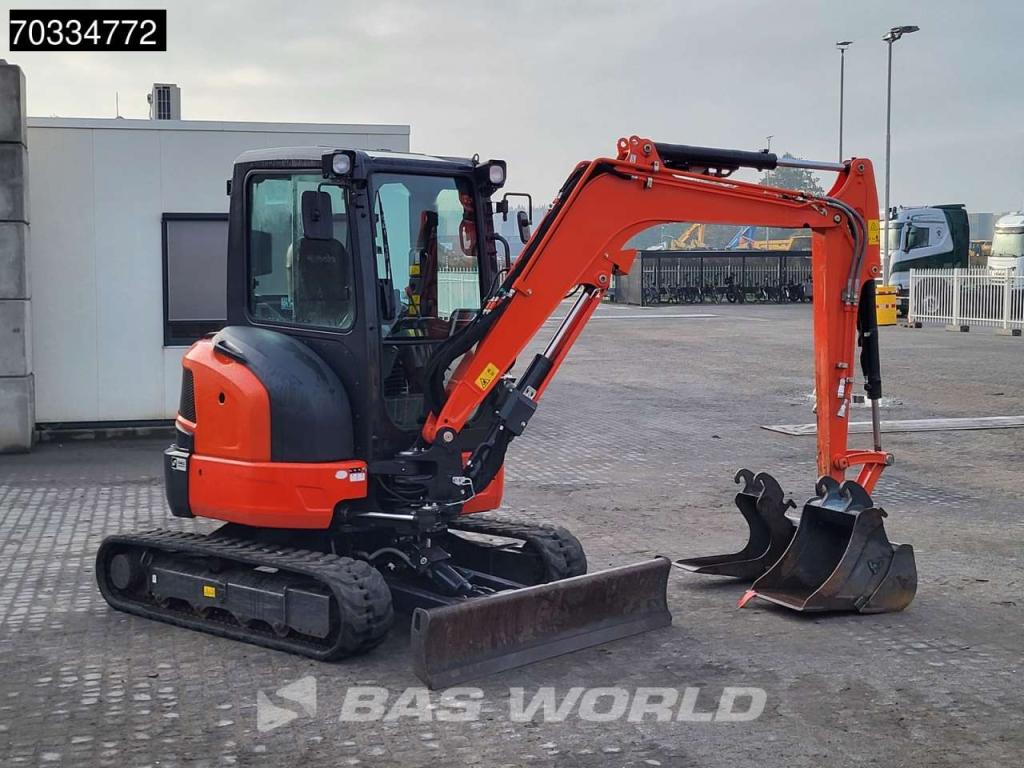 Kubota U36 -4 3 Buckets Foto 8