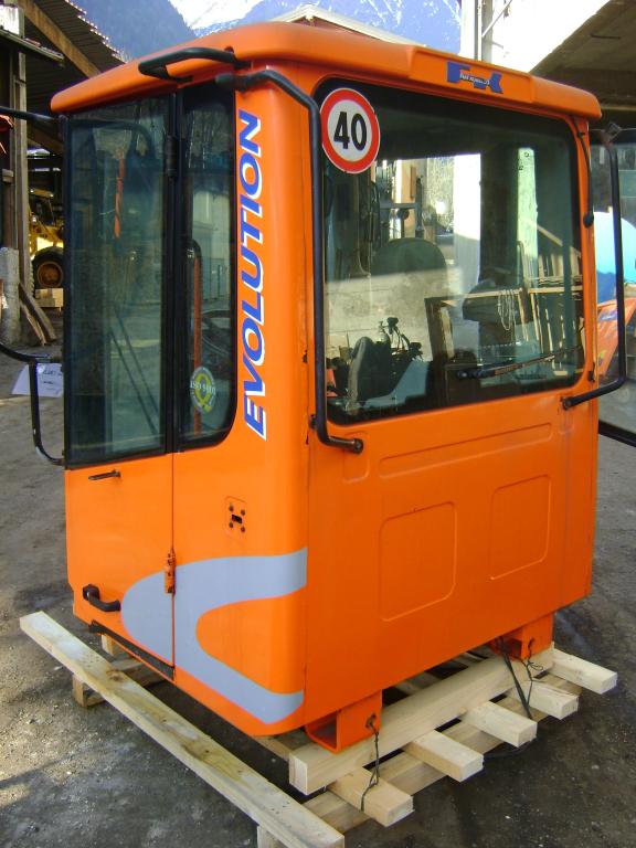 Cabina per Fiat Kobelco W 130 Evolution Foto 2